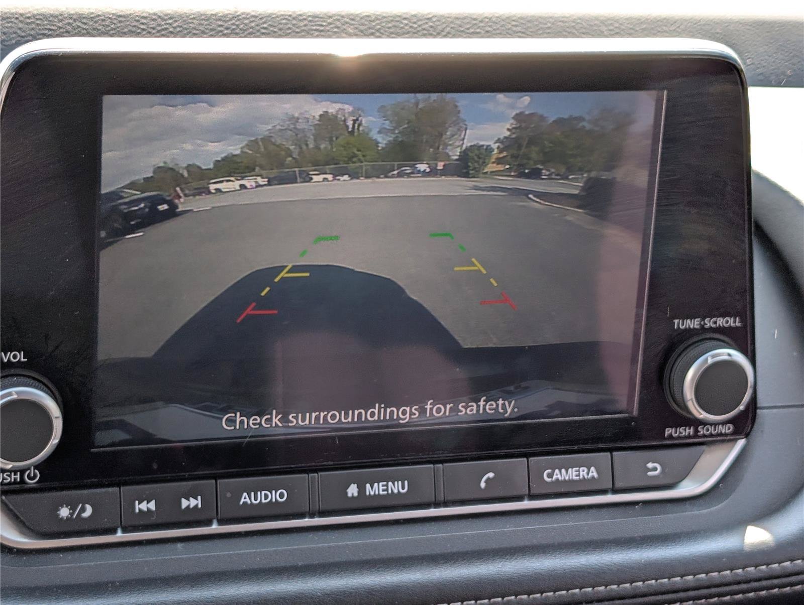 Used 2024 Nissan Rogue S AWD/4WD image 22
