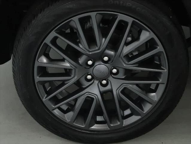 Certified 2023 Jeep Compass High Altitude AWD/4WD image 13