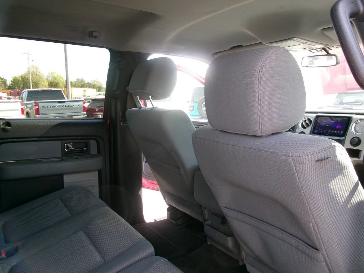 Used 2012 Ford F150 XLT w/ XLT Chrome Pkg AWD/4WD image 27