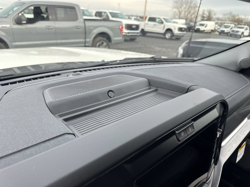 New 2026 Ford F350 Lariat w/ Lariat Ultimate Package AWD/4WD image 32
