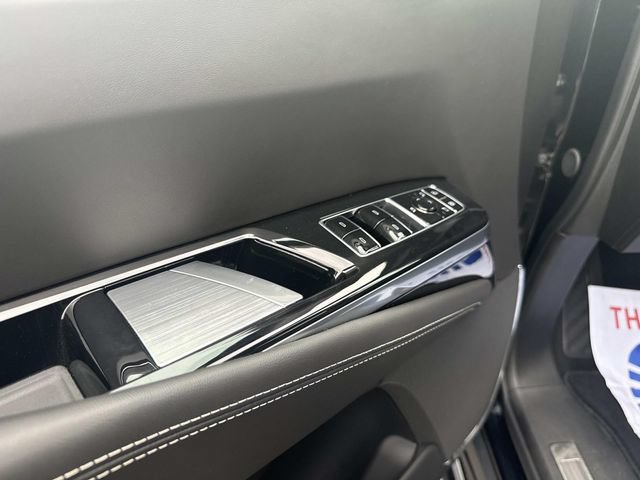 Certified 2026 Cadillac Escalade ESV Platinum Sport AWD/4WD image 16