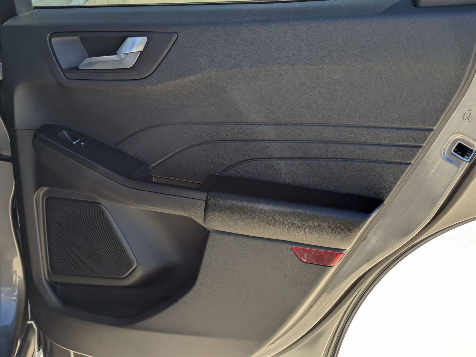 Used 2021 Ford Escape SEL image 25