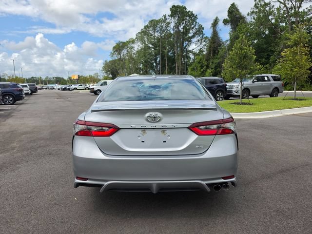 Used 2024 Toyota Camry SE FWD image 9