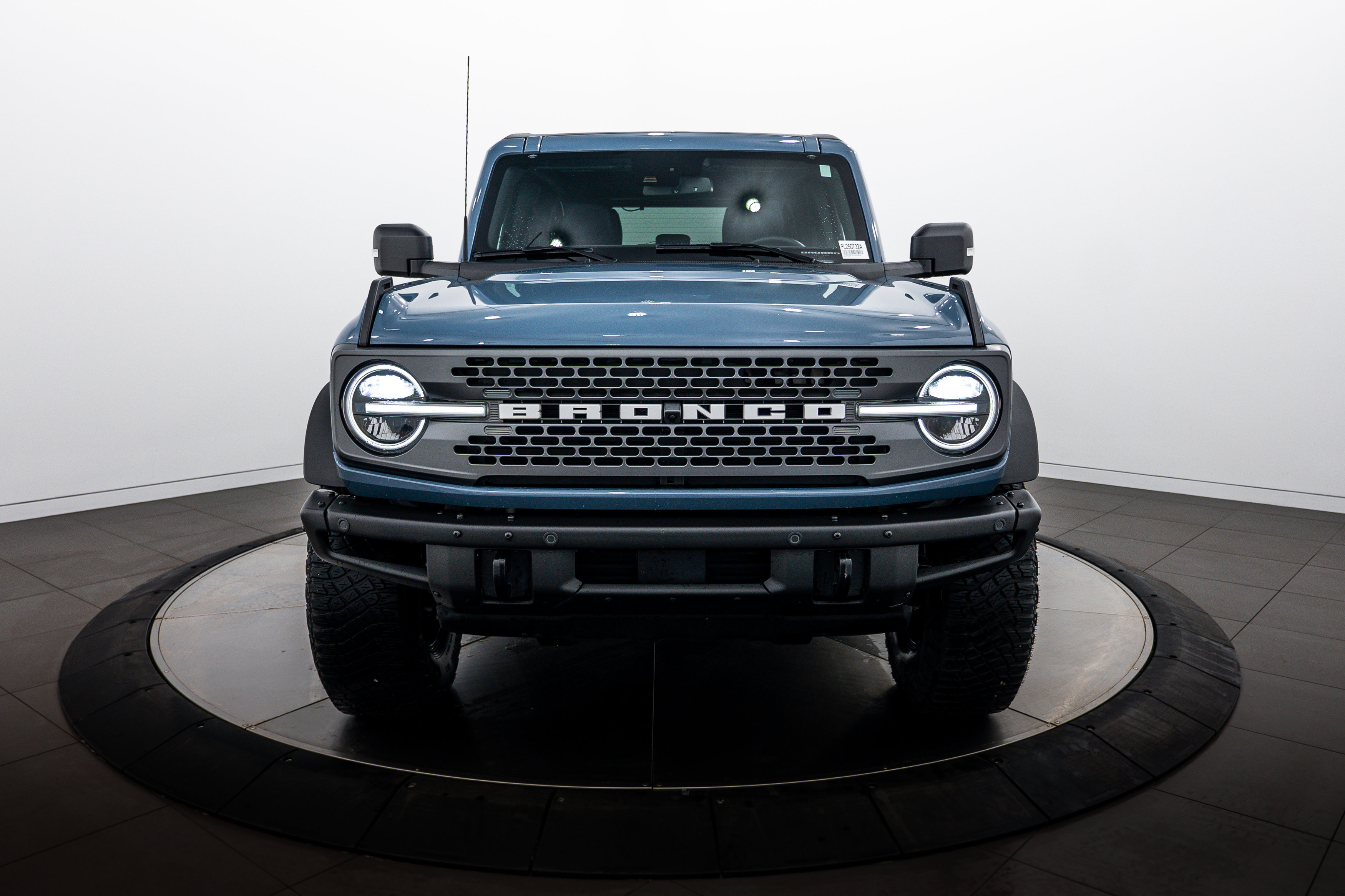Used 2023 Ford Bronco Badlands AWD/4WD image 11