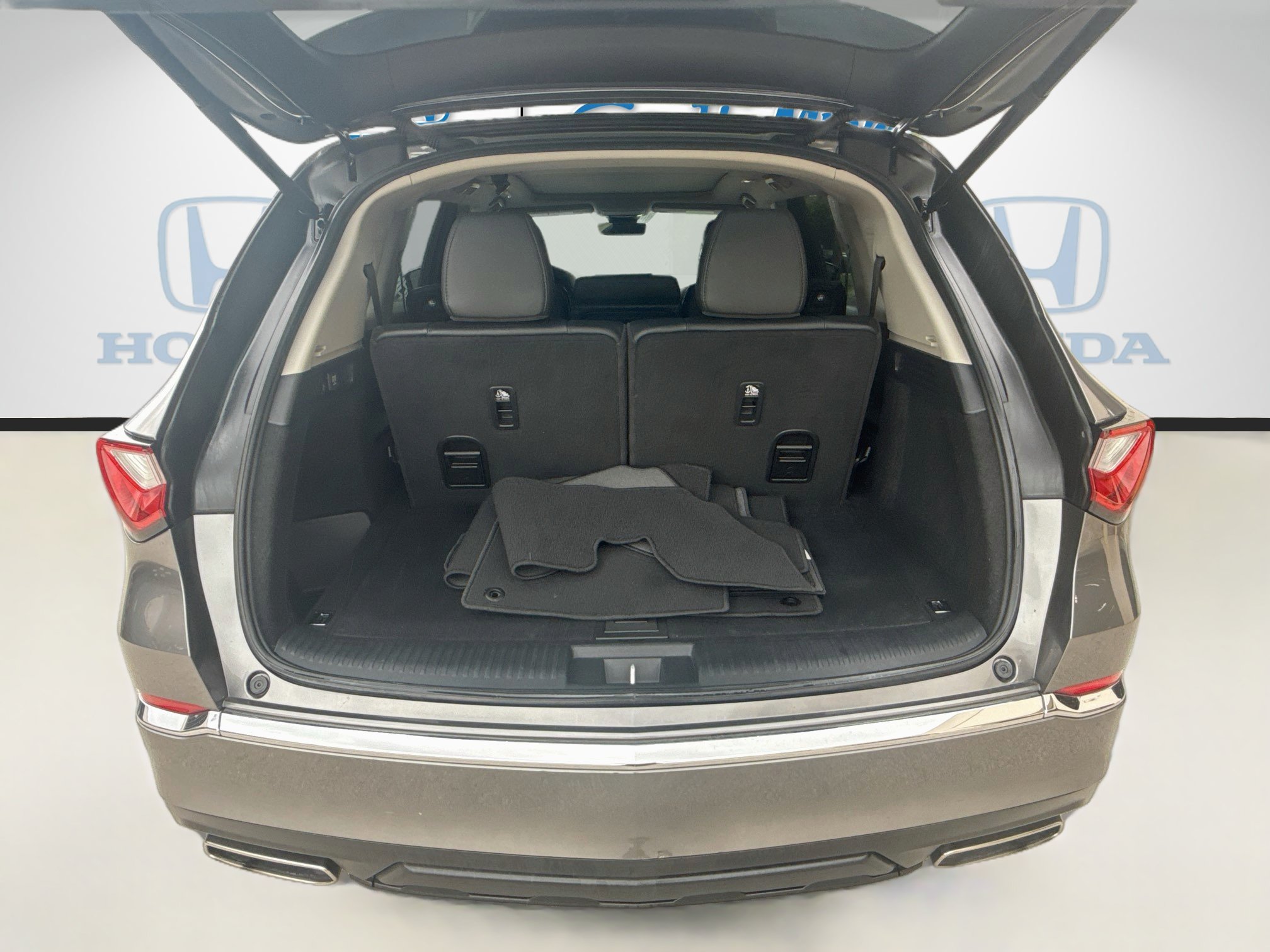 Used 2022 Acura MDX FWD image 27