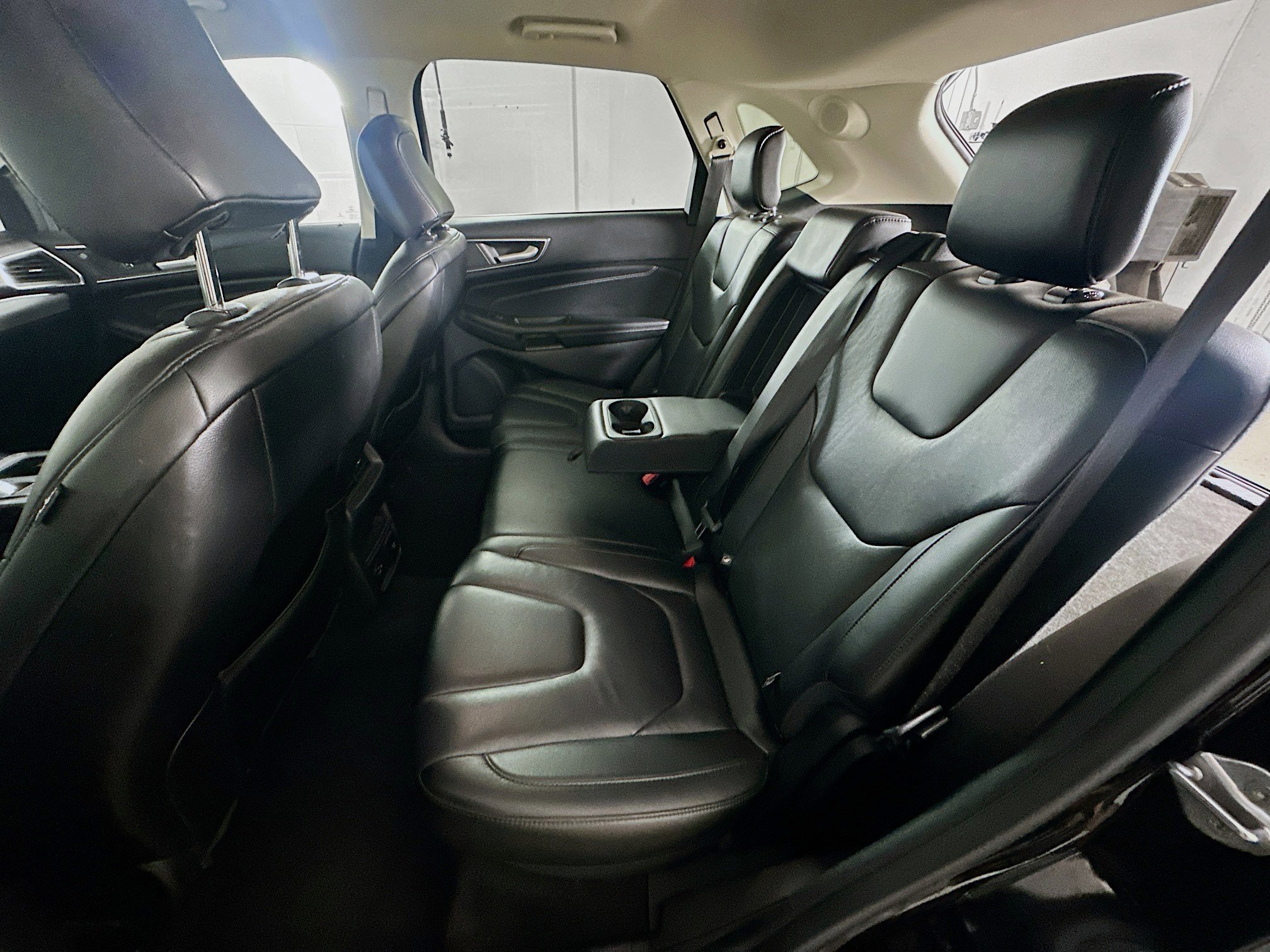Used 2021 Ford Edge Titanium FWD image 25