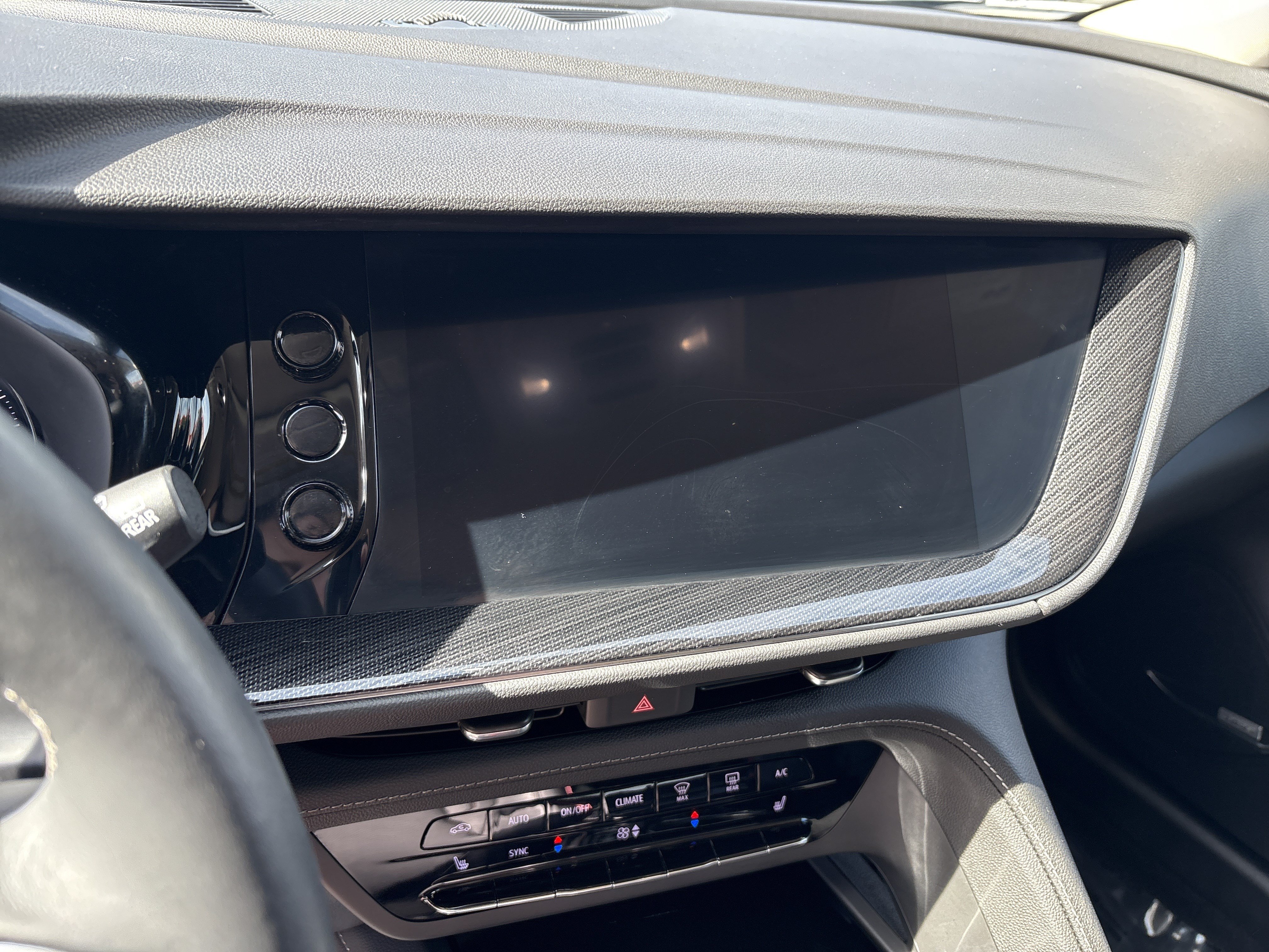 Used 2023 Buick Envision Essence w/ Technology Package I AWD/4WD image 13