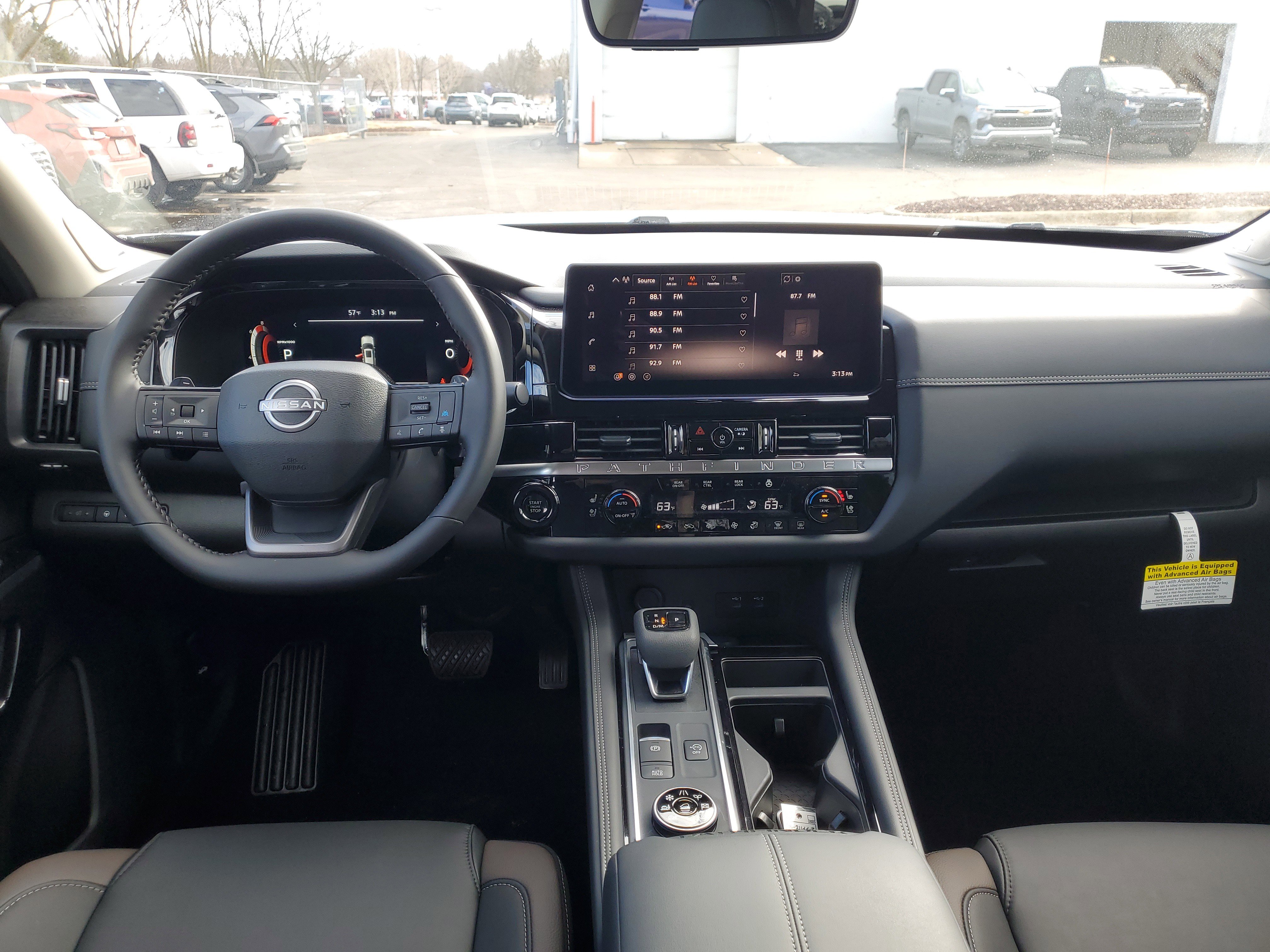 New 2026 Nissan Pathfinder Platinum image 27