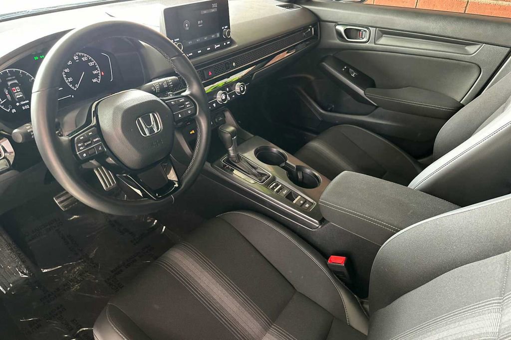 Used 2023 Honda Civic Sport image 10