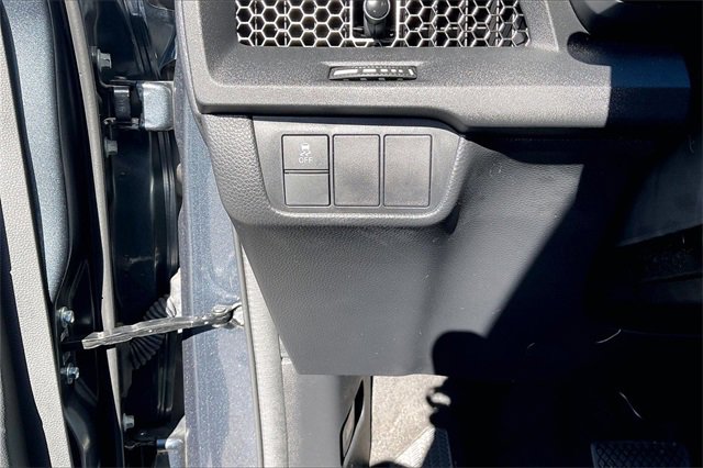 Used 2025 Honda CR-V Sport image 29