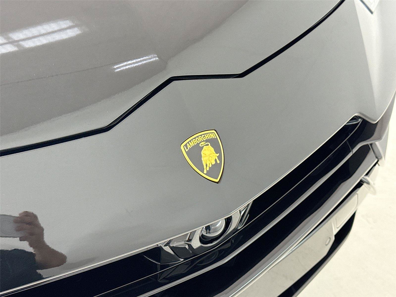 Used 2024 Lamborghini Urus S AWD/4WD image 36
