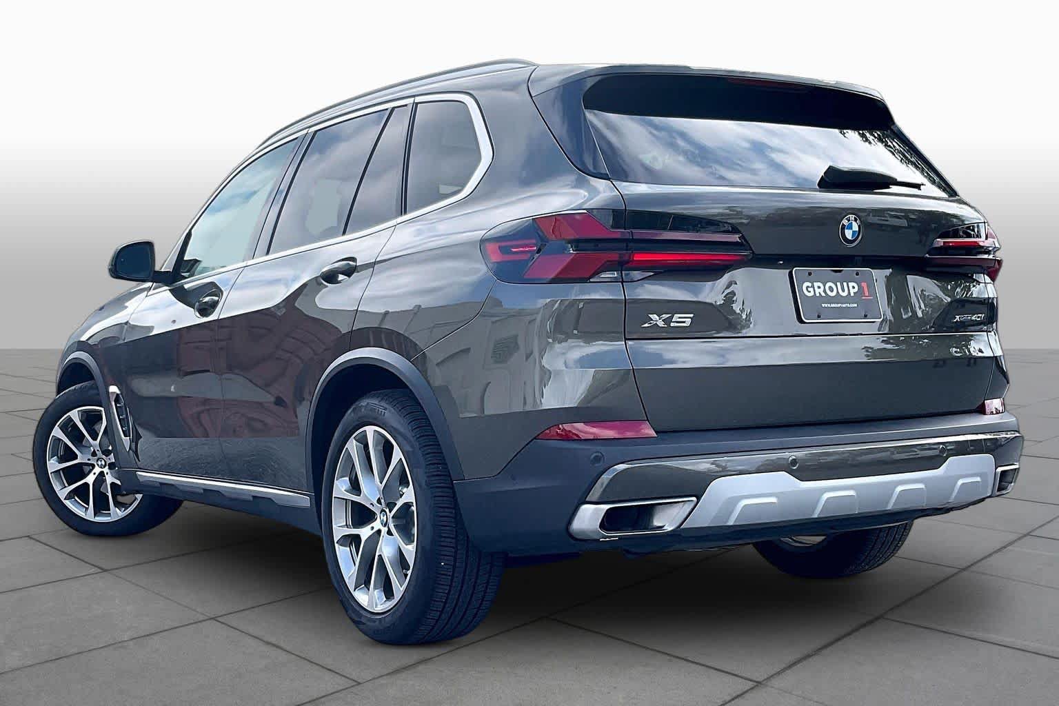Used 2026 BMW X5 xDrive40i w/ Premium Package AWD/4WD image 11