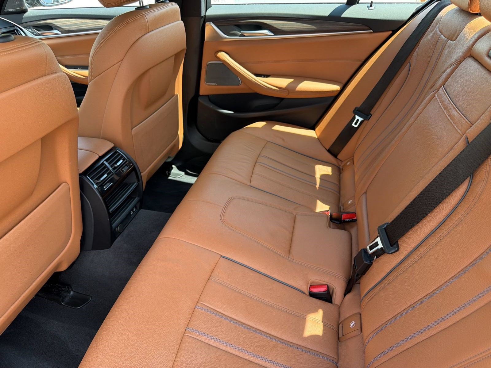 Used 2022 BMW 540i w/ M Sport Package RWD image 24