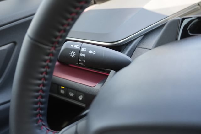 Used 2026 Toyota Prius Plug-In Hybrid FWD image 27