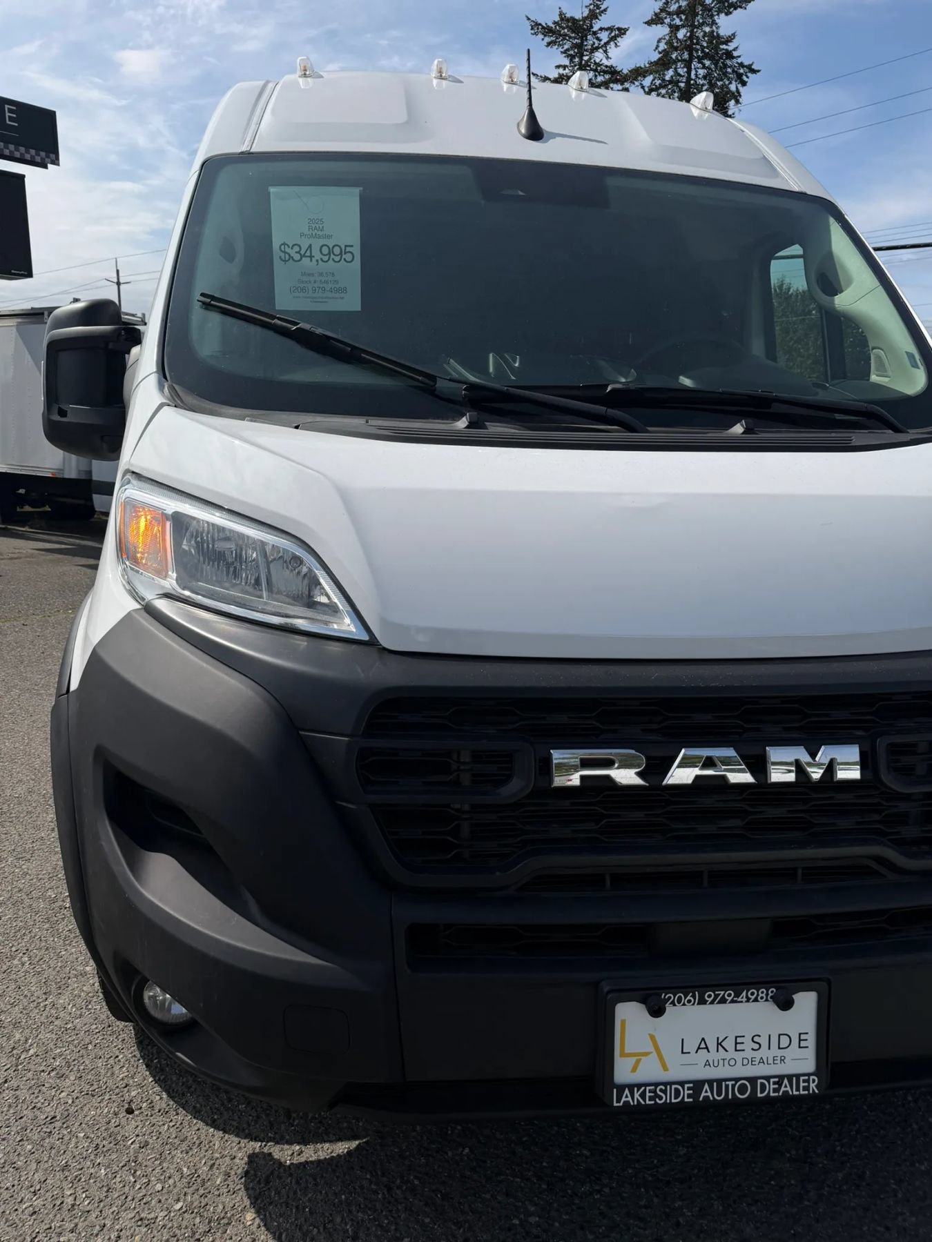 Used 2025 RAM ProMaster 3500 w/ Convenience Group FWD image 13