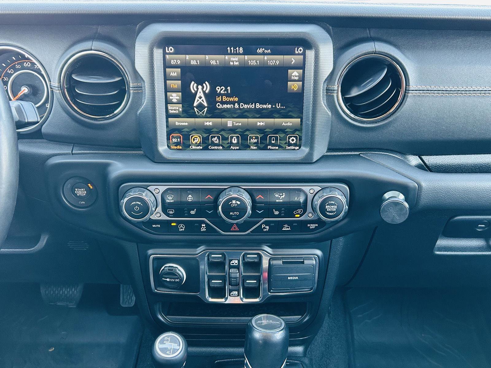 Used 2021 Jeep Gladiator Overland image 18