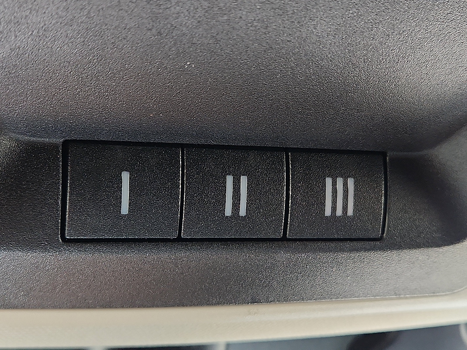 Used 2018 RAM 1500 Lone Star AWD/4WD image 16