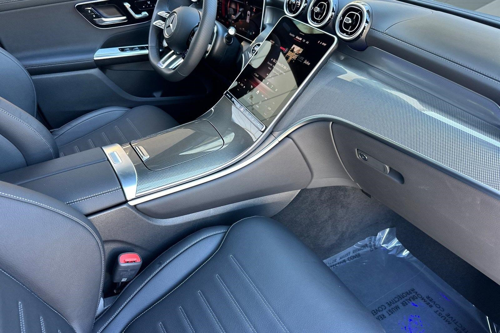 Used 2025 Mercedes-Benz GLC 43 AMG 4MATIC image 26