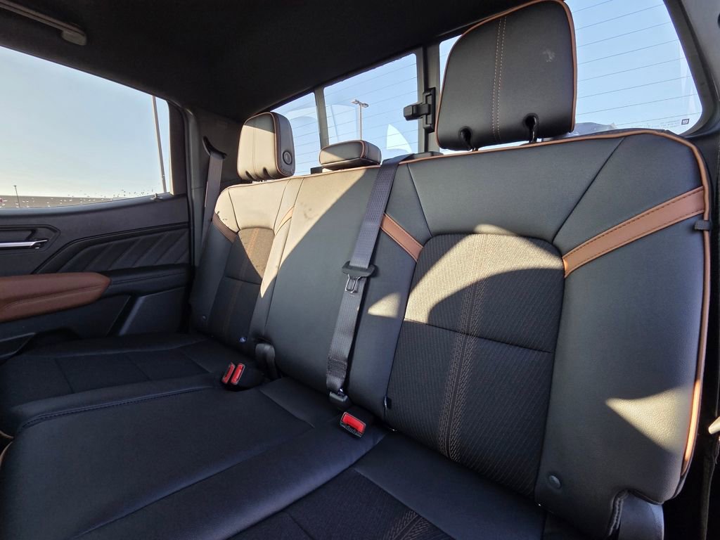 New 2026 GMC Canyon AT4 AWD/4WD image 24