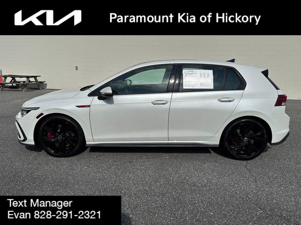 Used 2022 Volkswagen GTI SE FWD image 4