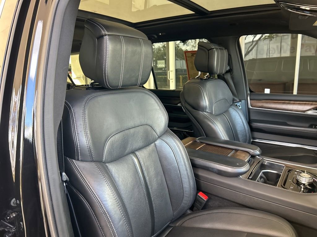 Used 2024 Jeep Grand Wagoneer L 4WD image 22