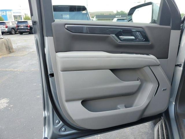 New 2026 GMC Yukon XL Elevation w/ Elevation Premium Package AWD/4WD image 18