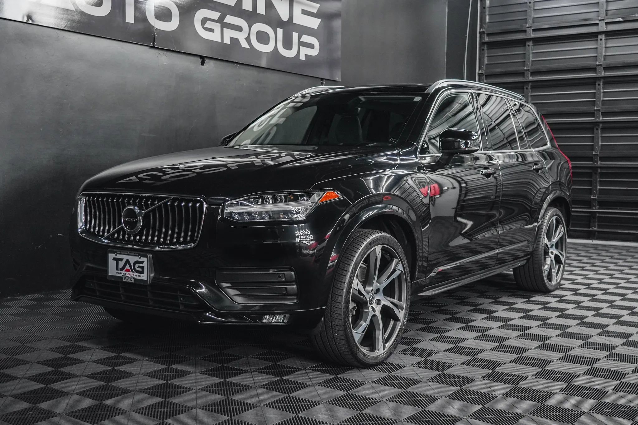Used 2020 Volvo XC90 T6 Momentum w/ Protection Package Premier AWD/4WD image 29