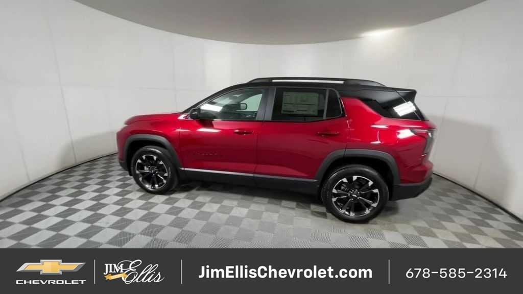 New 2025 Chevrolet Equinox RS w/ Safety and Technology Package AWD/4WD image 14