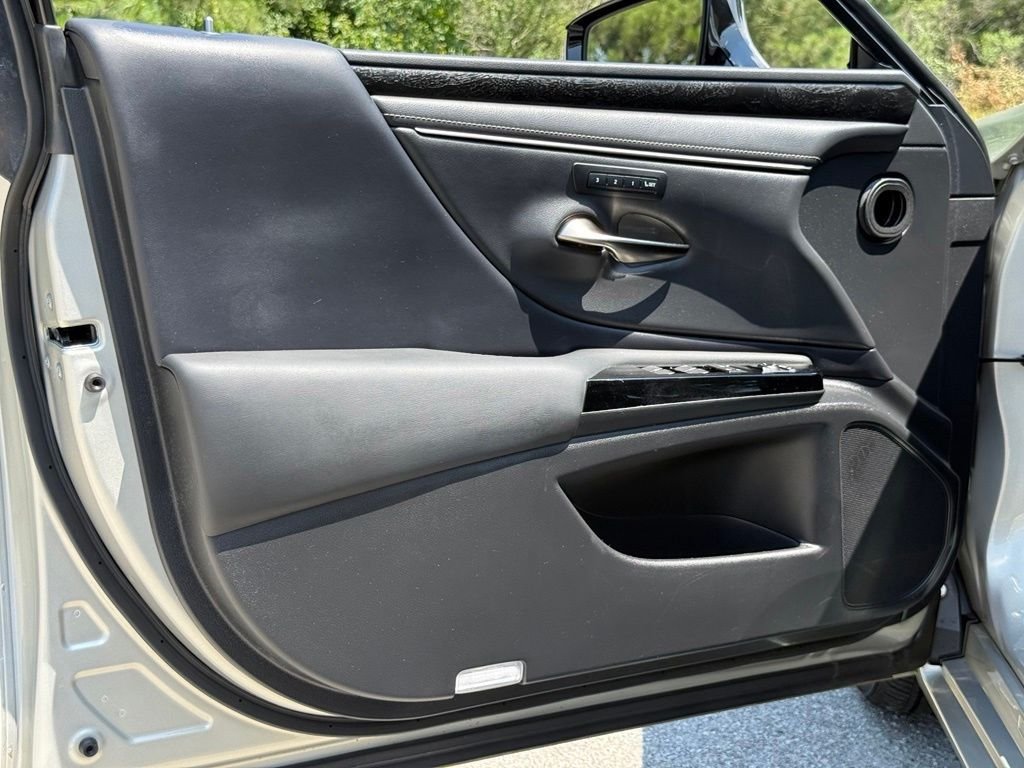 Certified 2022 Lexus ES 350 w/ Premium Package FWD image 21
