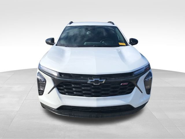 Certified 2024 Chevrolet Trax RS w/ Driver Confidence Package image 9