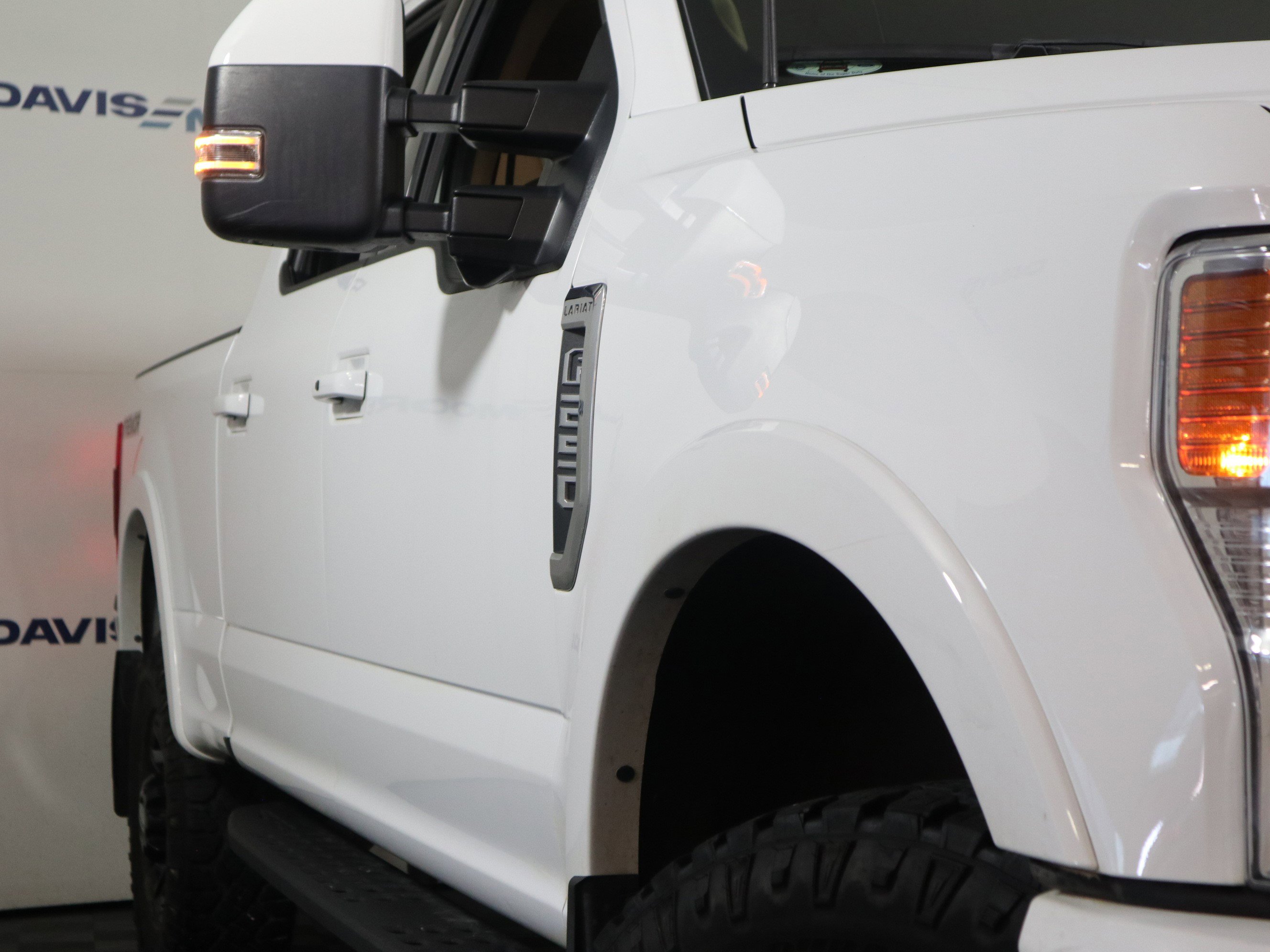 Used 2022 Ford F250 Lariat w/ Tremor Off-Road Package AWD/4WD image 3