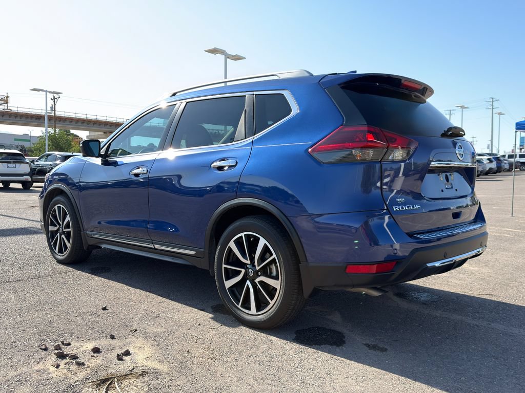 Used 2019 Nissan Rogue SL w/ Premium Package FWD image 3