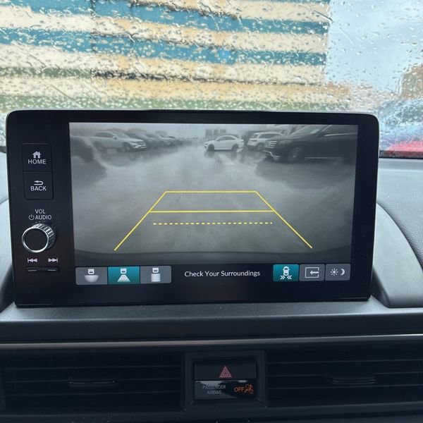 Used 2024 Honda Pilot Touring image 29