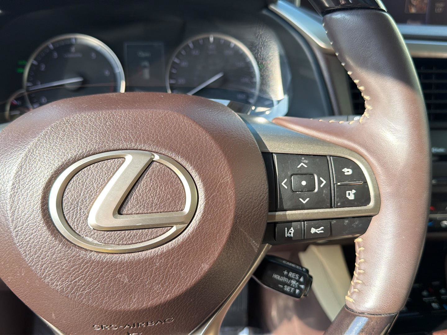 Used 2017 Lexus RX 350 FWD w/ Luxury Package image 23