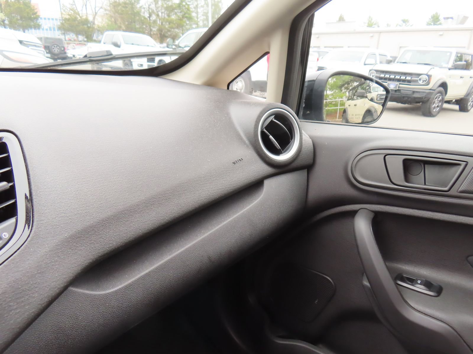 Used 2019 Ford Fiesta ST-Line w/ ST Line Cold Weather Package image 26