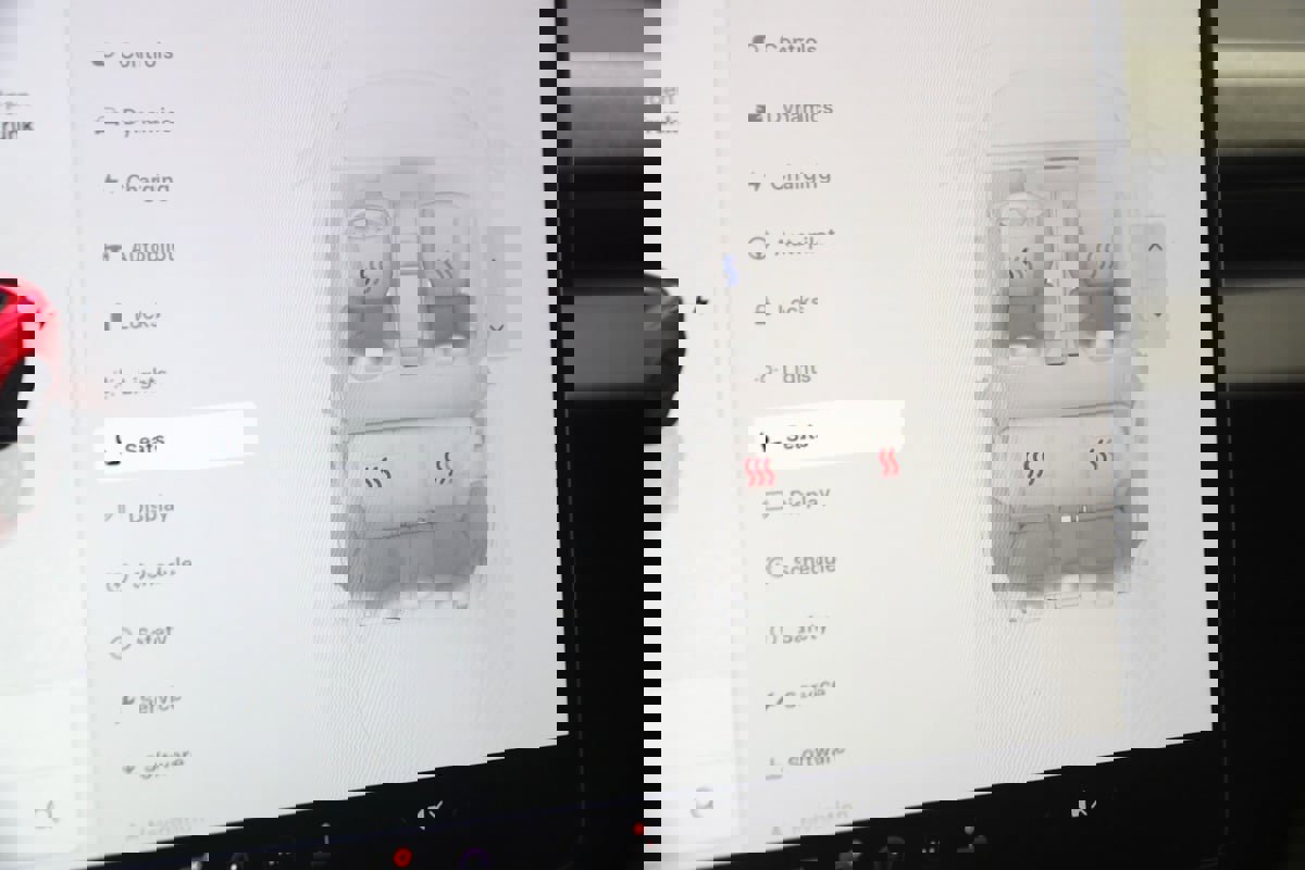 Used 2024 Tesla Model 3 Standard Range image 10