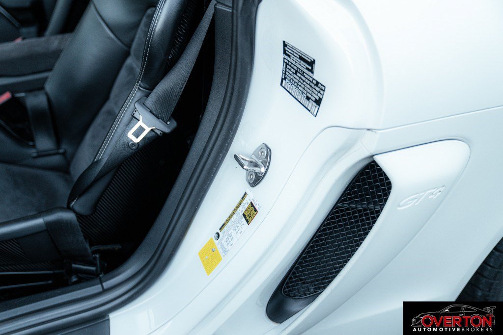 Used 2016 Porsche Cayman GT4 RWD image 31