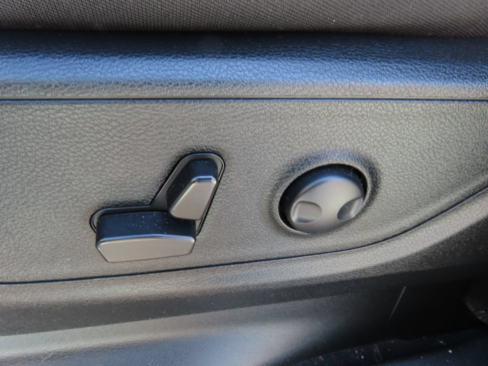 Used 2025 RAM 1500 Big Horn AWD/4WD image 32