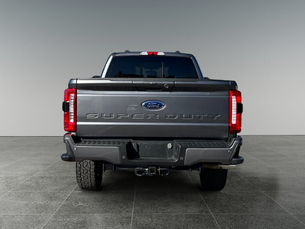Used 2023 Ford F250 Lariat w/ Sport Appearance Package AWD/4WD image 6