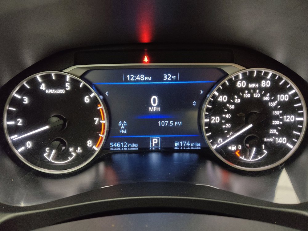 Used 2024 Nissan Altima 2.5 SV image 23