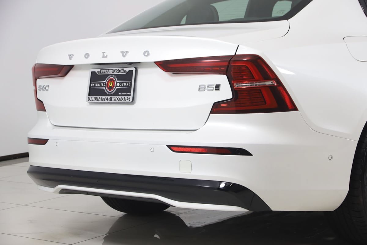 Used 2024 Volvo S60 B5 Plus AWD/4WD image 40