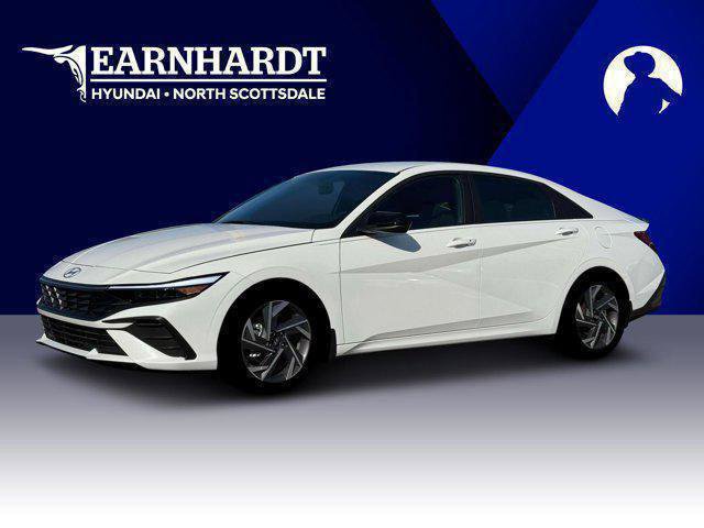 New 2025 Hyundai Elantra SEL image 2