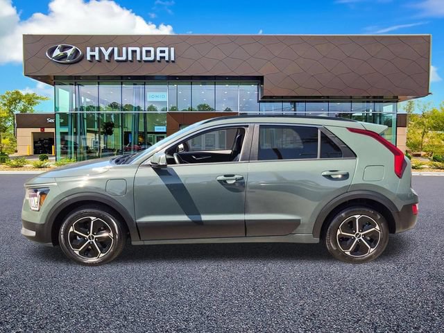 Used 2024 Kia Niro EX FWD image 4