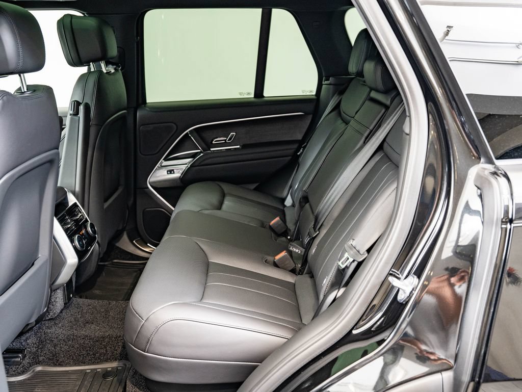 New 2026 Land Rover Range Rover SE AWD/4WD image 41
