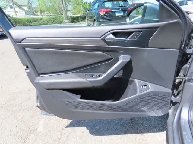 Used 2020 Volkswagen Jetta SEL FWD image 14