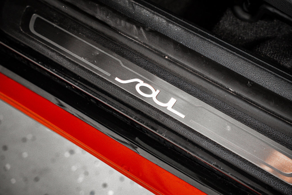 Used 2020 Kia Soul GT-Line FWD image 36