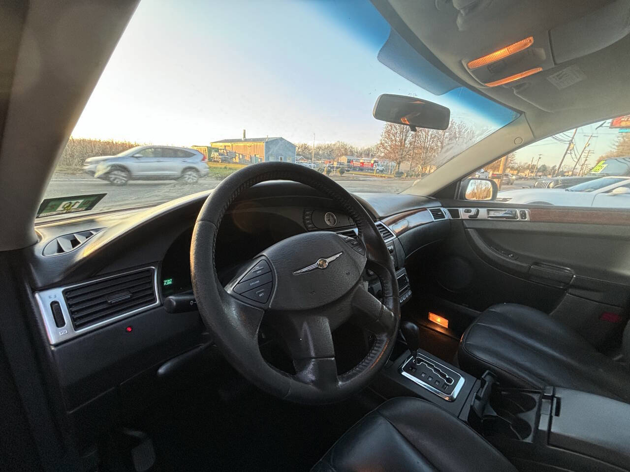 Used 2005 Chrysler Pacifica Touring w/ Comfort Convenience Group image 11