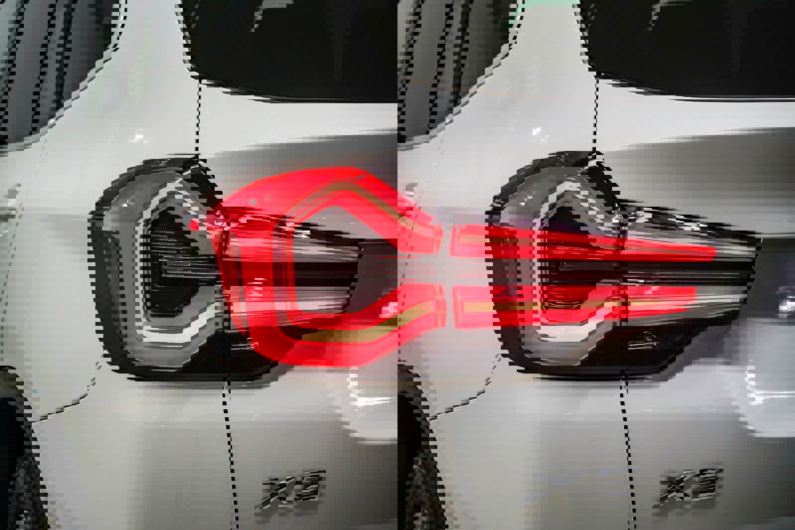 Used 2022 BMW X3 xDrive30i w/ Convenience Package image 9