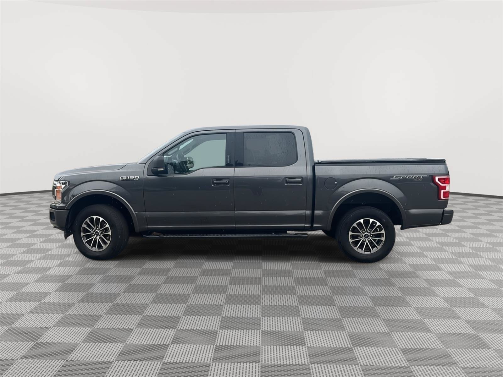 Used 2019 Ford F150 XLT w/ Equipment Group 302A Luxury AWD/4WD image 27