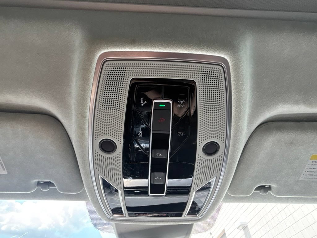 Used 2019 Audi A8 L 3.0T w/ Executive Package AWD/4WD image 18